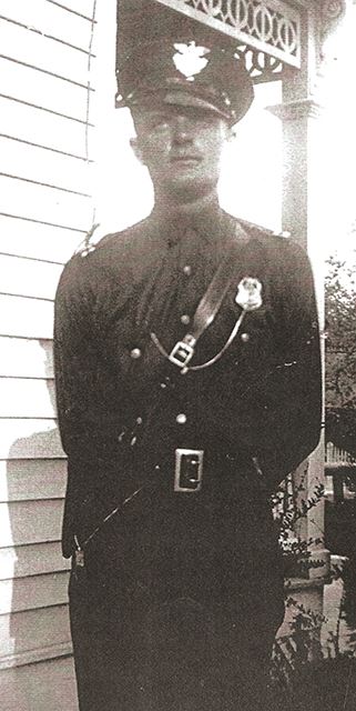 Frank Buske  - 1932 - small