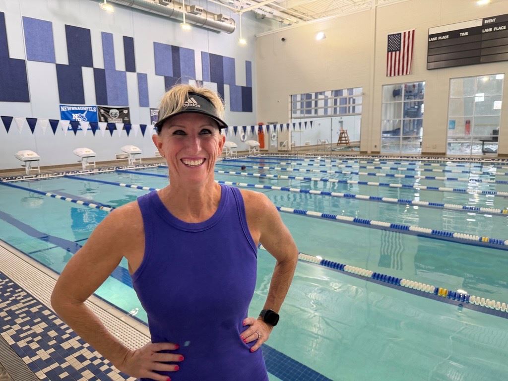 Adult Swim Lesson Coach - Diane