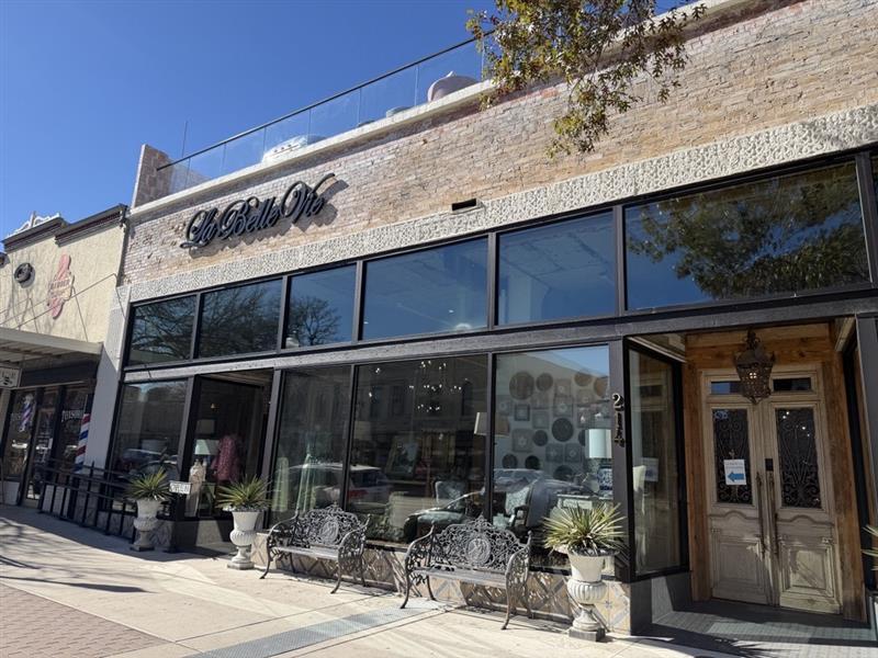 La Belle Vie Updated Exterior Signage, Repairing Transom Windows and Storefront Windows